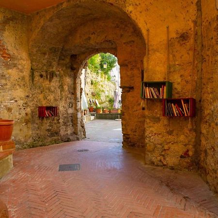 Casa Vacanze Le Tre Casette Ameglia Luaran gambar