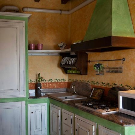 Casa Vacanze Le Tre Casette Ameglia Luaran gambar